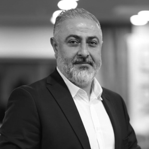 İhsan İznebioğlu